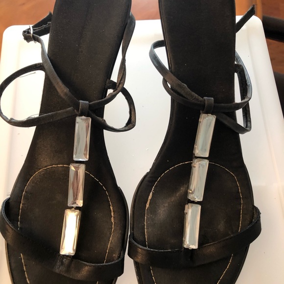 Sandals - Picture 6 of 7